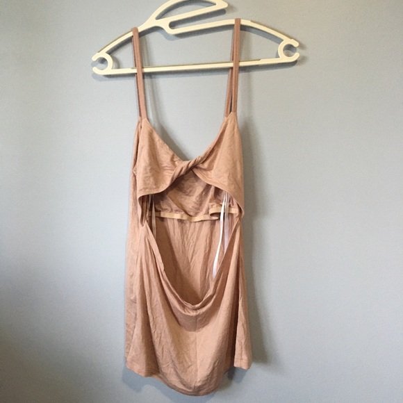 RVCA tank - Picture 2 of 4